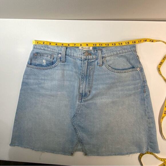 EUC | Madewell | Distressed Denim Skirt | Blue | Size 30 - Picture 10 of 12